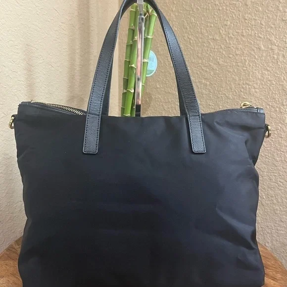 PRADA 2 WAY BEAR TOTE - Picture 2 of 16